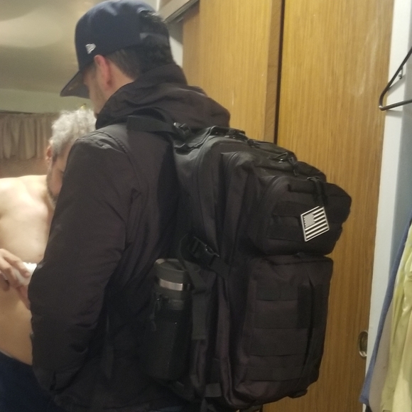 Meet your Posher, Melvin - Picture 5 of 8